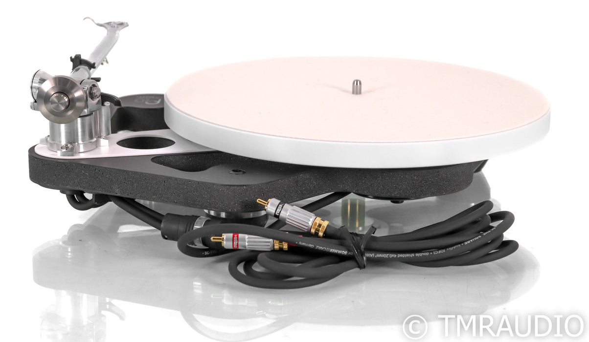 Rega Planar 10 Belt Drive Turntable; Black (No Cartridge)