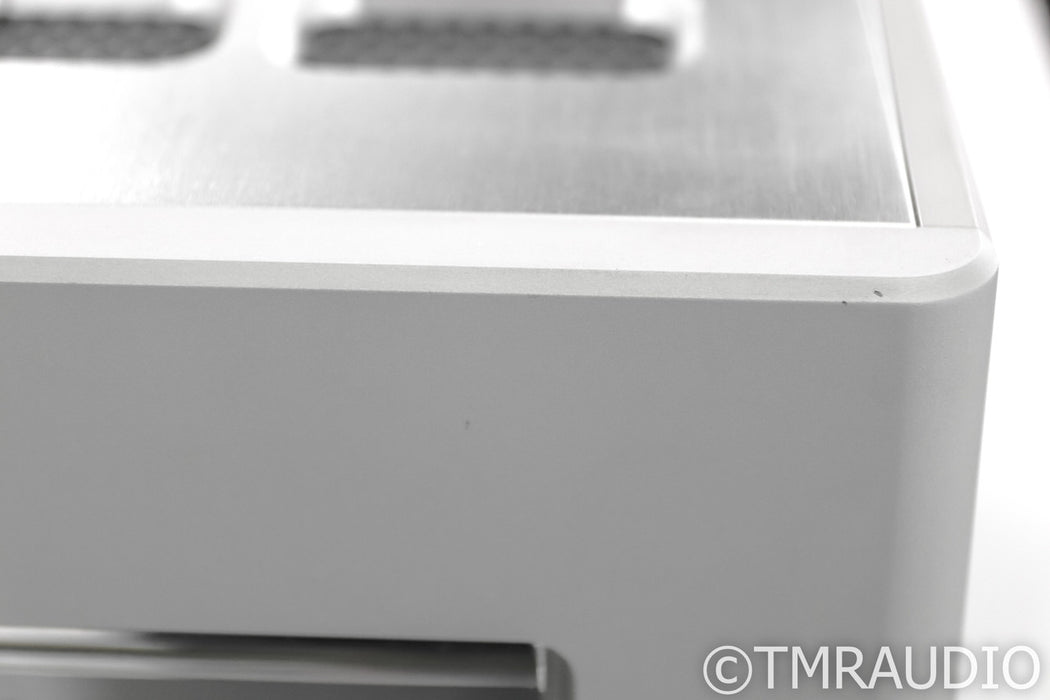 Luxman M-900u Stereo Power Amplifier; Silver