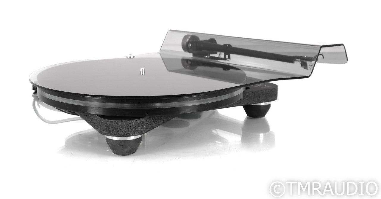 Rega Planar 8 Belt Drive Turntable; RB880 Tonearm; P8; Apheta 3 MC Cartridge