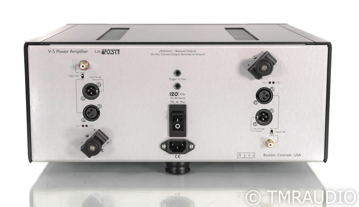 Ayre V-5xe Stereo Power Amplifier; V-5 evolution; Black