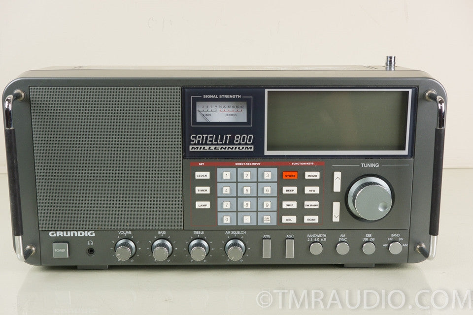 Grundig 800 Satellit Shortwave Radio / Receiver