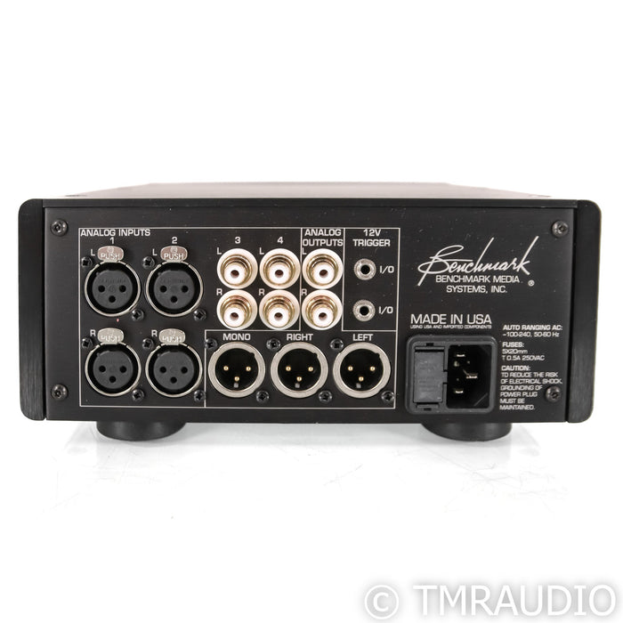 Benchmark LA4 Line Stereo Preamplifier; Black; Remote