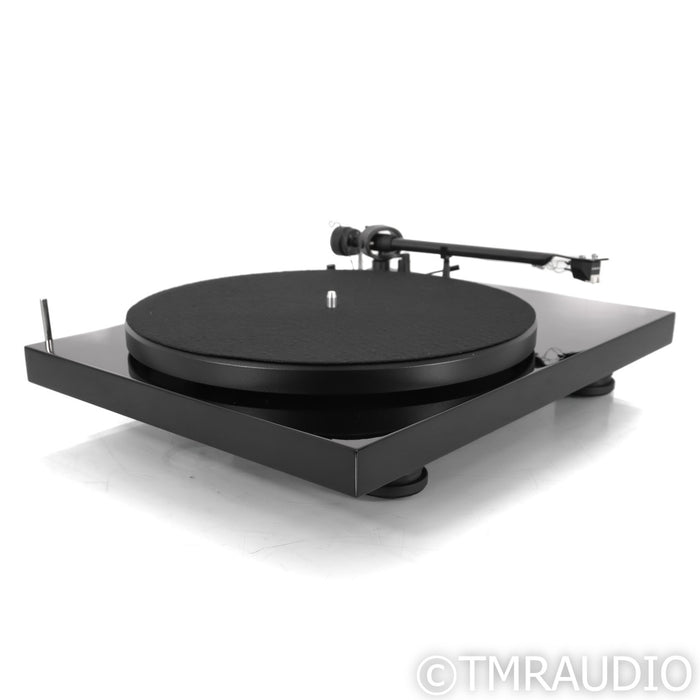 Pro-Ject Debut Carbon EVO Belt-Drive Turntable; Sumiko Rainer MM Cartridge