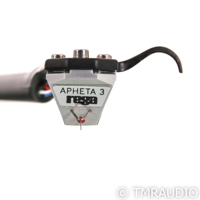 Rega Planar 8 Belt Drive Turntable; RB880 Tonearm; P8; Apheta 3 MC Cartridge