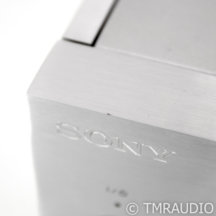 Sony HAP-Z1ES High-Resolution Server/Streamer; 910GB HDD; Silver