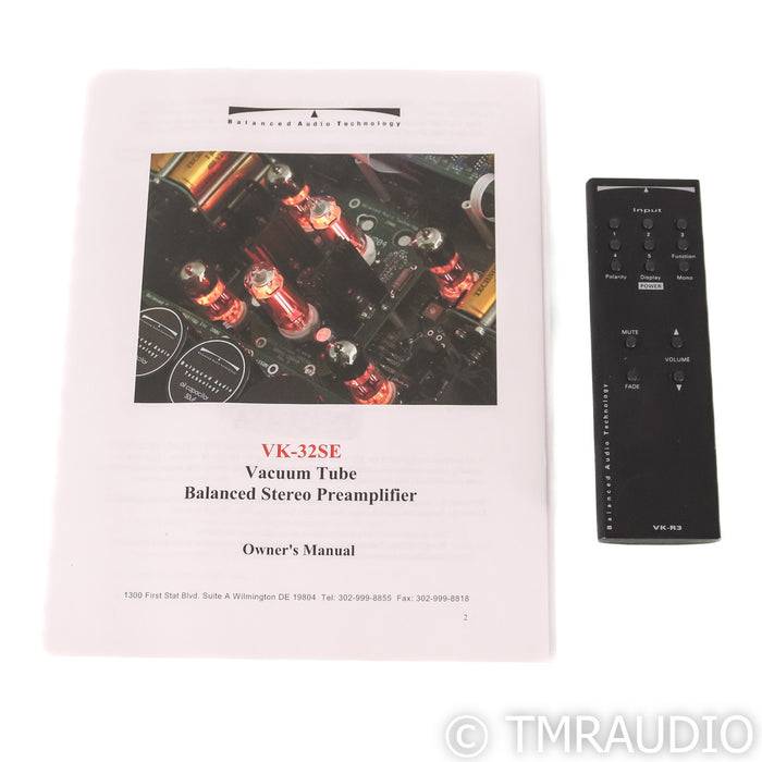 BAT VK-32SE Stereo Tube Preamplifier; Black