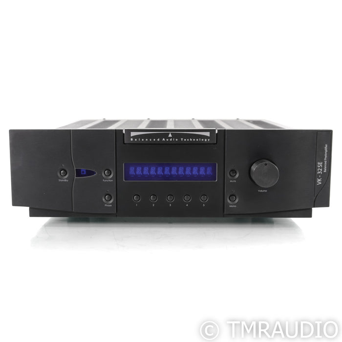 BAT VK-32SE Stereo Tube Preamplifier; Black