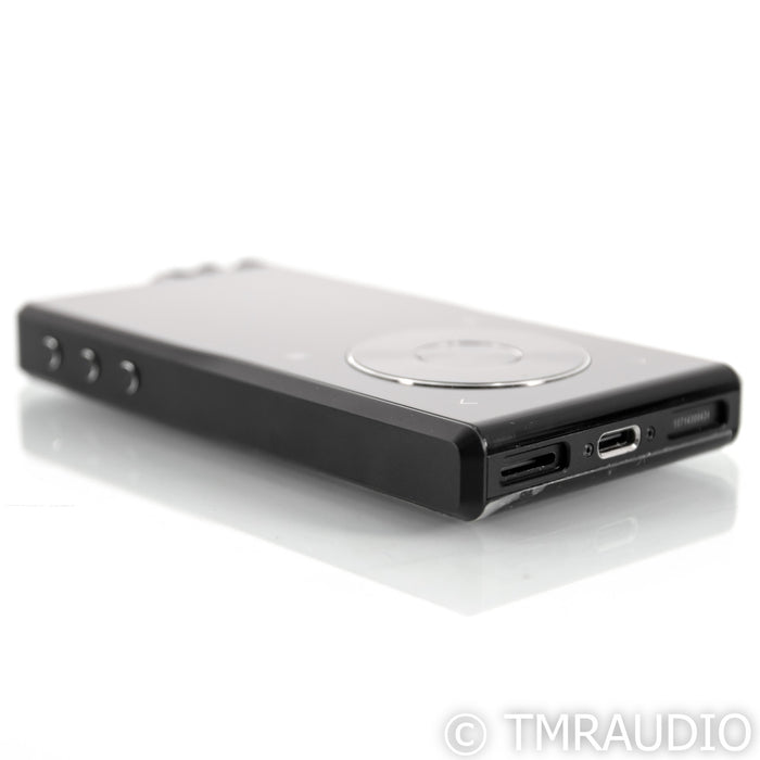 Questyle QPM Ultimate Portable Audio Player; 64GB (Open Box)