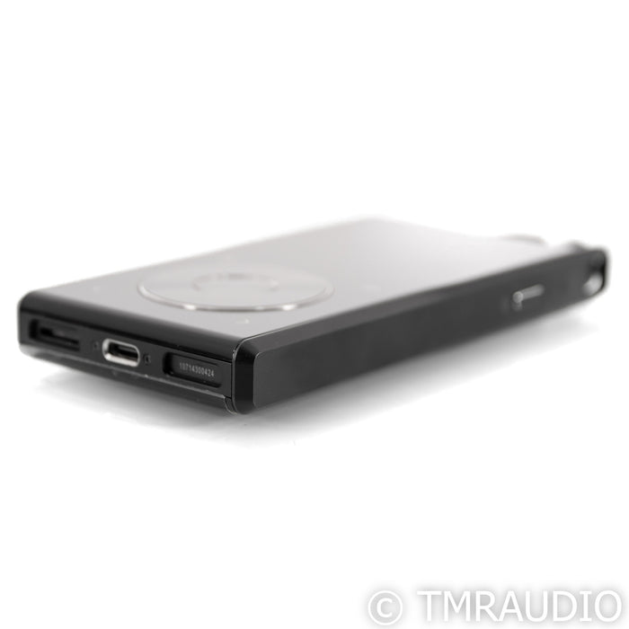 Questyle QPM Ultimate Portable Audio Player; 64GB (Open Box)