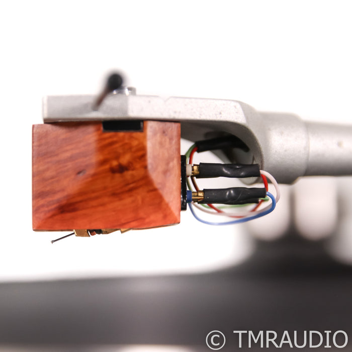 VPI Aries Belt Drive Turntable; Micro Benz Ruby H Cartridge