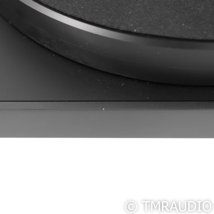 Clearaudio Concept Belt Drive Turntable; Concept Tonearm; Maestro V2 Cartridge
