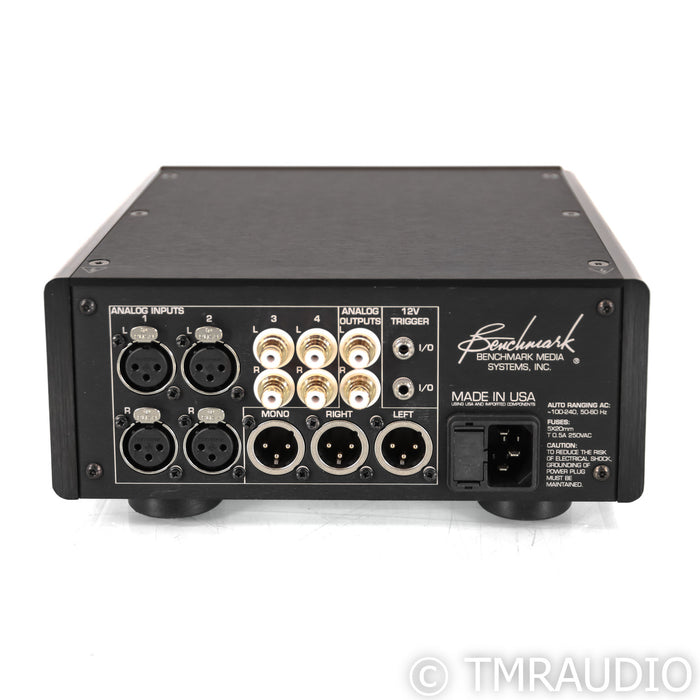 Benchmark LA4 Stereo Preamplifier; Black (Open Box)