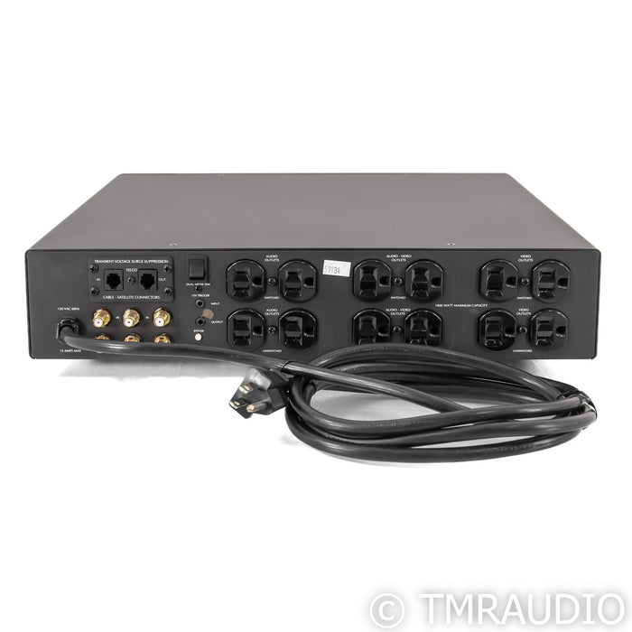 Furman Elite-15 DM i Power Line Conditioner; Elite 15; Black