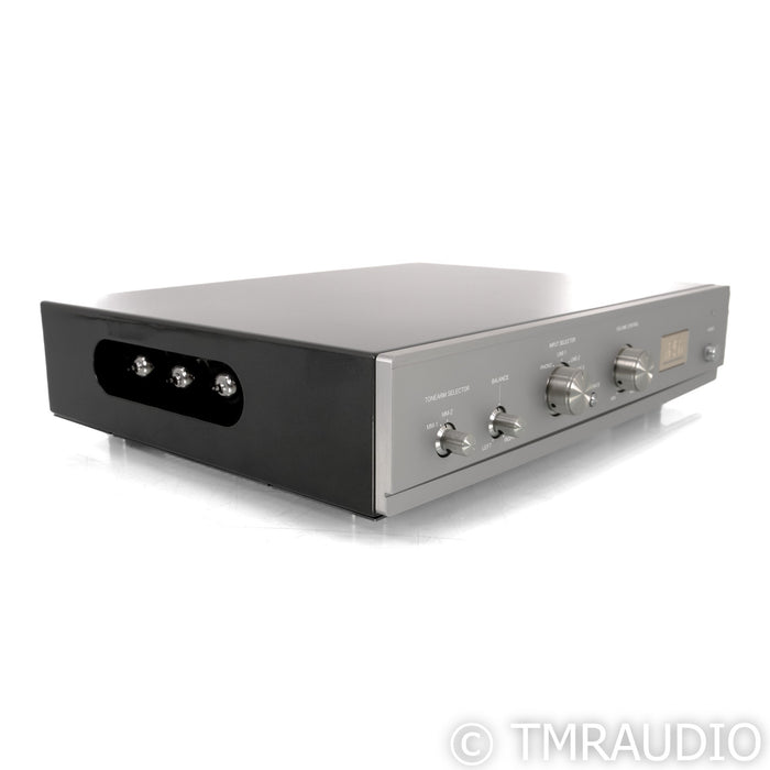 Air Tight ATC-5 Stereo Tube Preamplifier; MM Phono; Silver