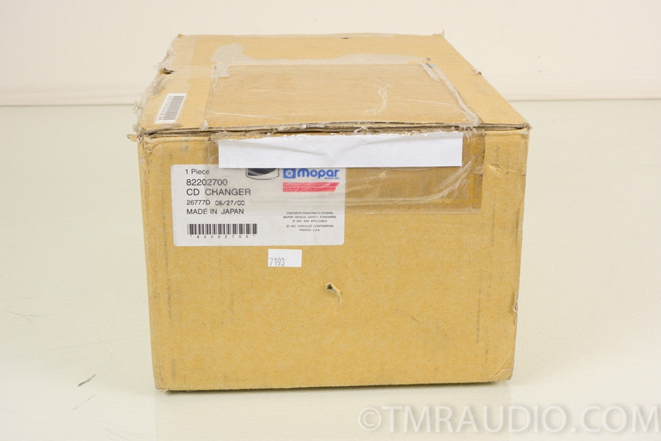 Factory New Chrysler 6 Cd Changer 82202700/P04882420