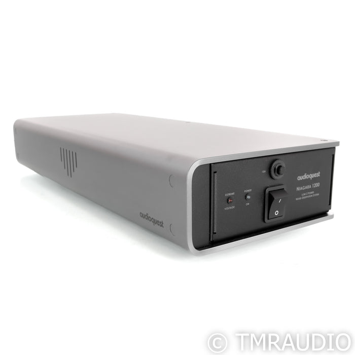 AudioQuest Niagara 1200 AC Power Line Conditioner; Gray