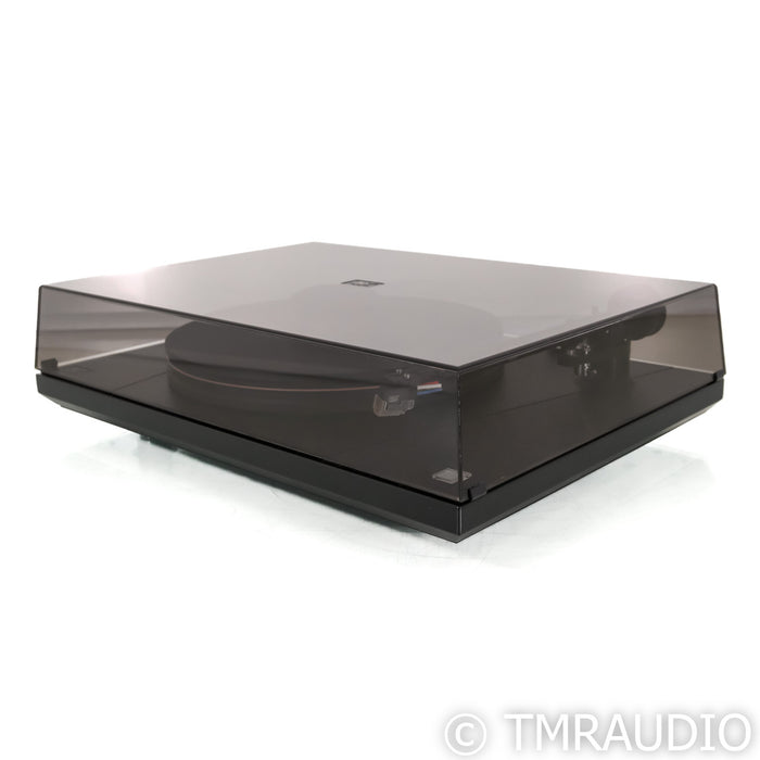 MoFi UltraDeck Belt Drive Turntable; MasterTracker MM Cartridge