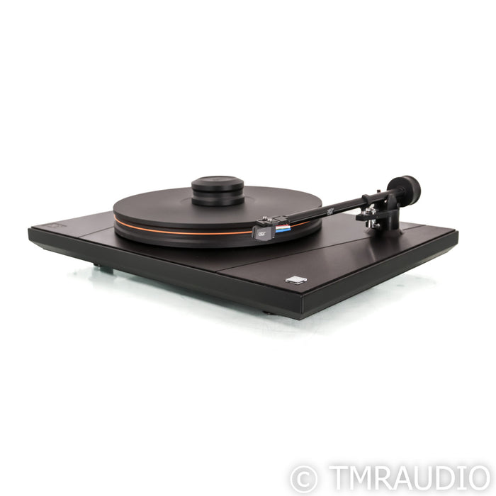 MoFi UltraDeck Belt Drive Turntable; MasterTracker MM Cartridge