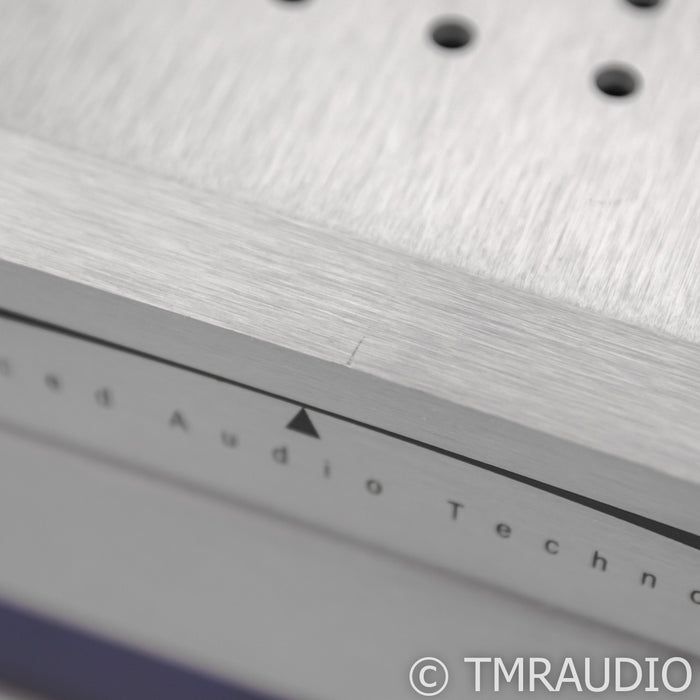 BAT VK-3000SE Stereo Tube Hybrid Integrated Amplifier; Silver