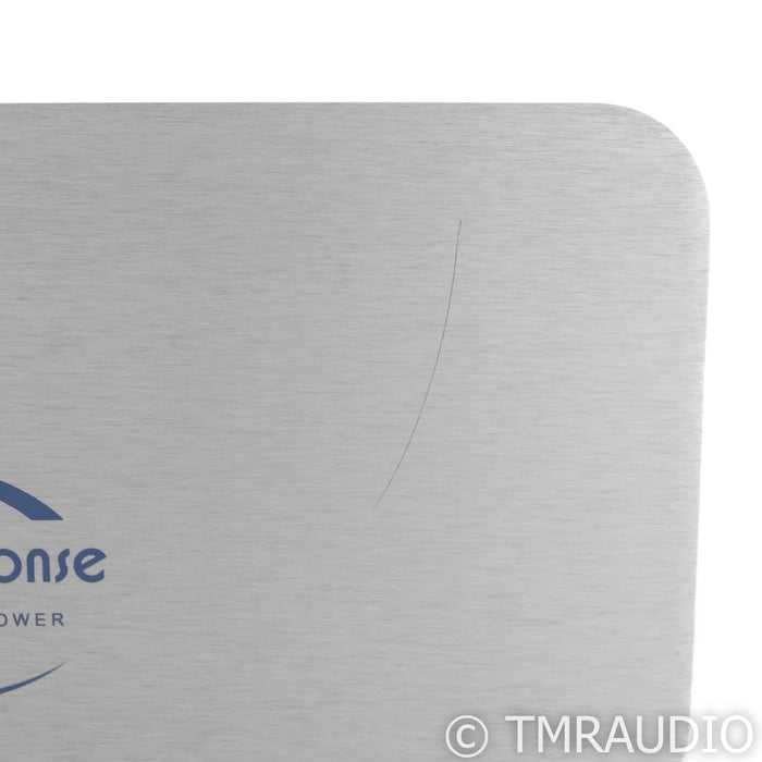 Audience aR6-T4 AC Power Line Conditioner; aR6T4; Silver; Studio ONE powerChord