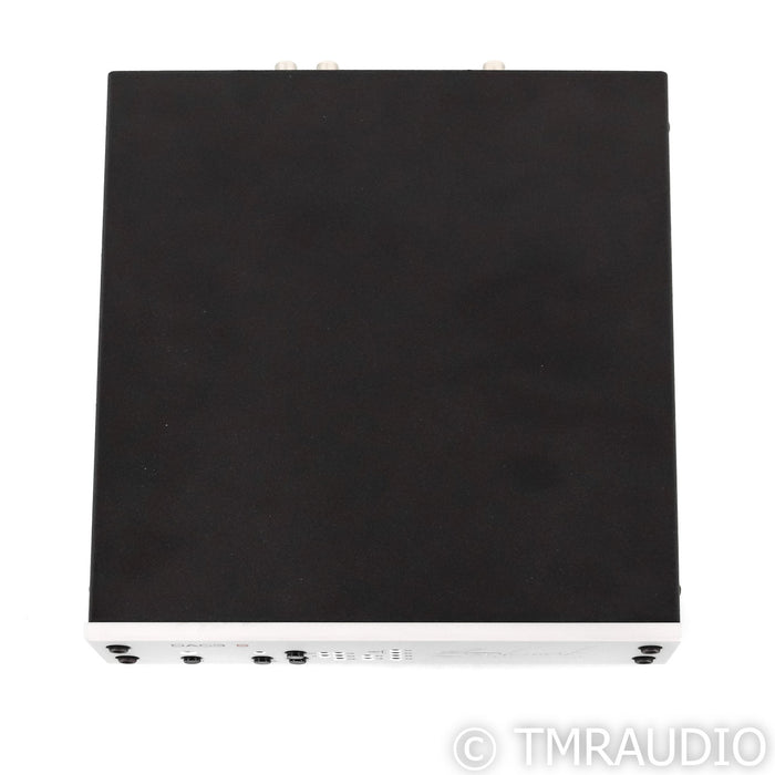 Benchmark DAC3 B DAC; Silver, D/A Converter