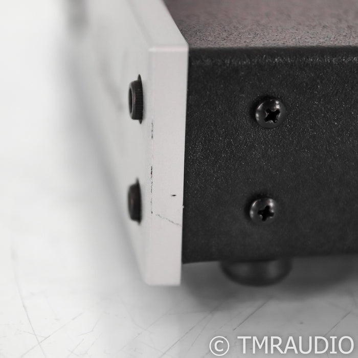 Benchmark DAC3 B DAC; Silver, D/A Converter