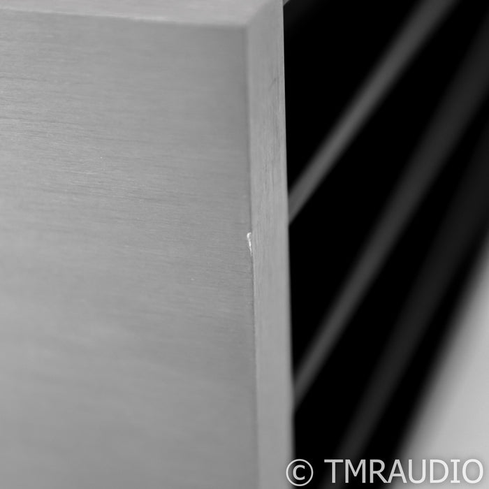 First Watt F7 Stereo Power Amplifier; Silver