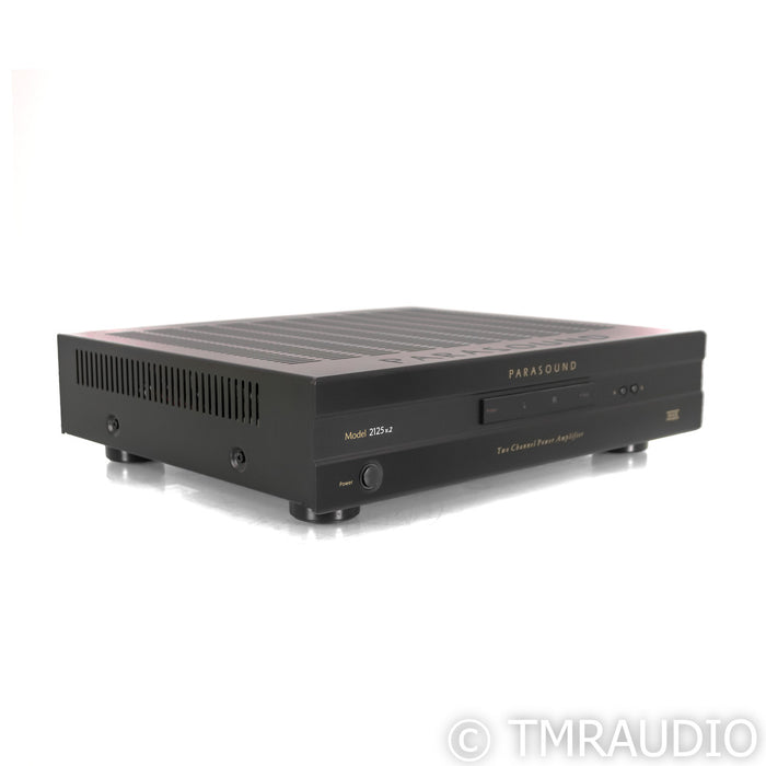 Parasound NewClassic 2125 v.2 Stereo Power Amplifier; Black