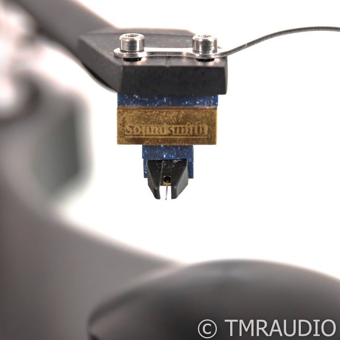 VPI Prime Belt Drive Turntable; SoundSmith Zephyr MIMC Cartridge; JMW-10 Tonearm