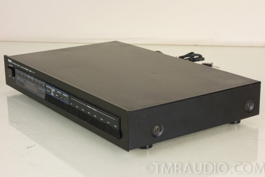 Yamaha T-17 AM/FM Stereo Tuner