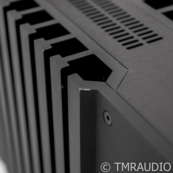 Mark Levinson No. 532 Stereo Power Amplifier