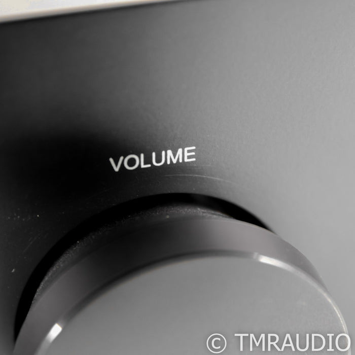 NAD C 658 BluOS Streaming DAC; MDC Upgrade Module; MM Phono; Black