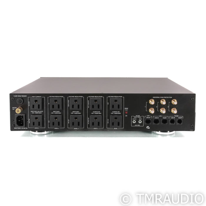 Panamax M5400-PM AC Power Line Conditioner