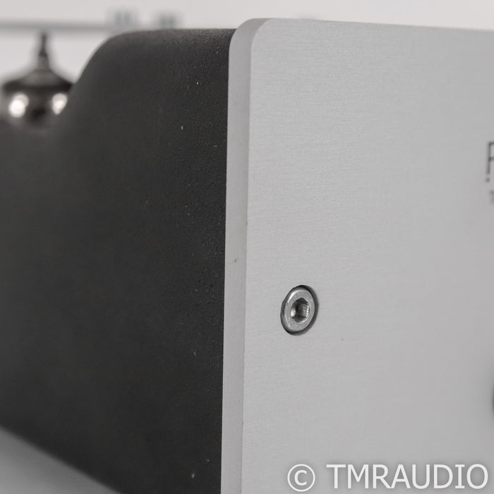 Pro-Ject Audio Tube Box SE II Stereo Tube Phono Preamplifier; MM / MC Phono