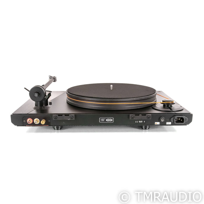 MoFi UltraDeck Belt Drive Turntable; MasterTracker MM Cartridge