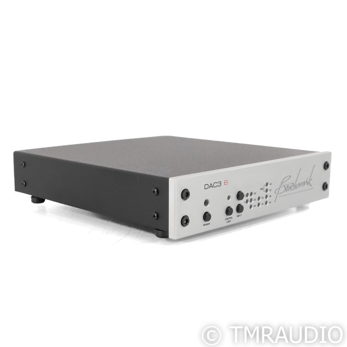 Benchmark DAC3 B DAC; D/A Converter