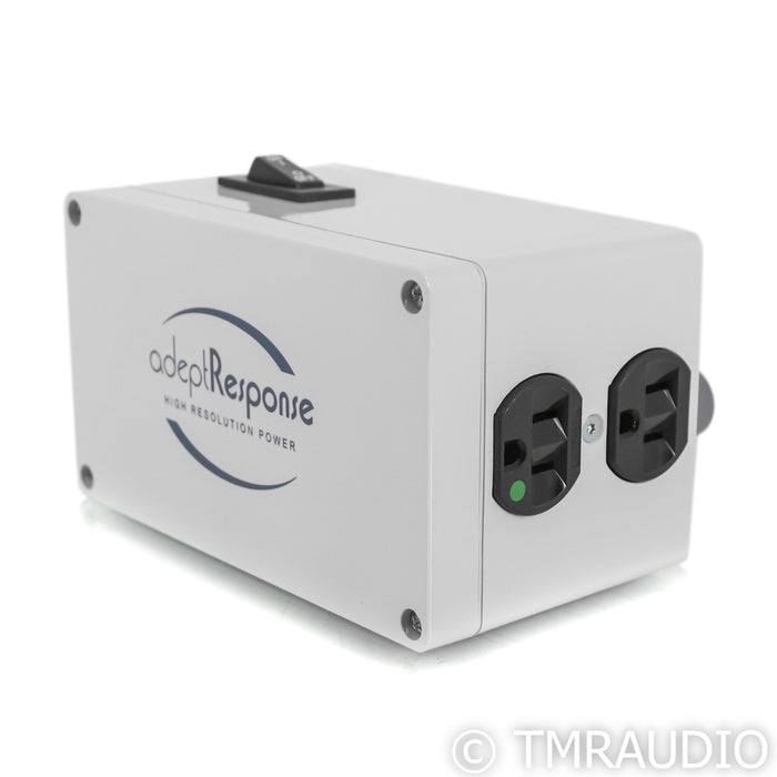 Audience Adept Response aR2p AC Power Line Conditioner; 15amp