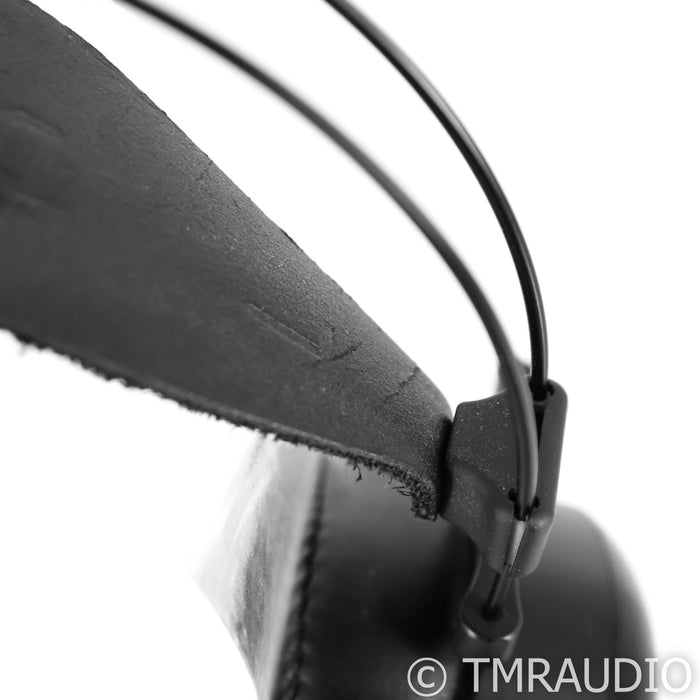 Dan Clark Audio √ÜON 2 Noire Headphones; Aeon 2