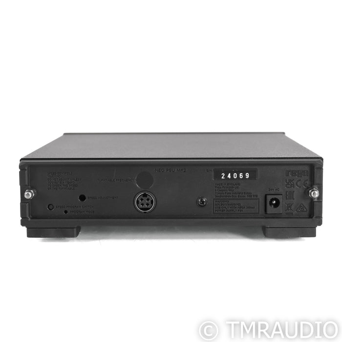Rega Planar 8 Belt Drive Turntable; P8; Rega MC Apheta 3 (Open Box)