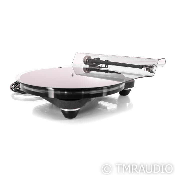 Rega Planar 8 Belt Drive Turntable; MC Apetha 3