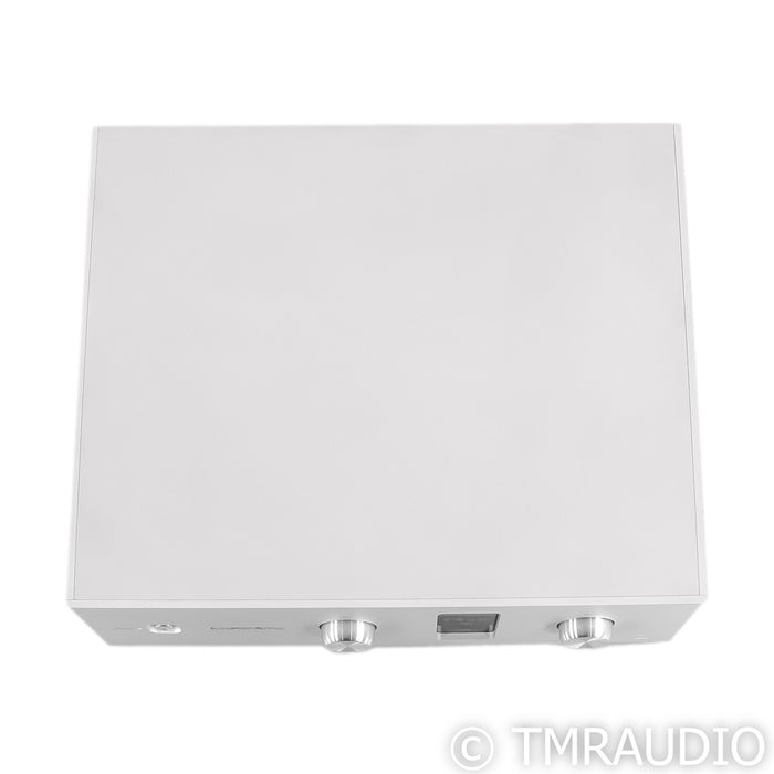Luxman C-600F Stereo Preamplifier