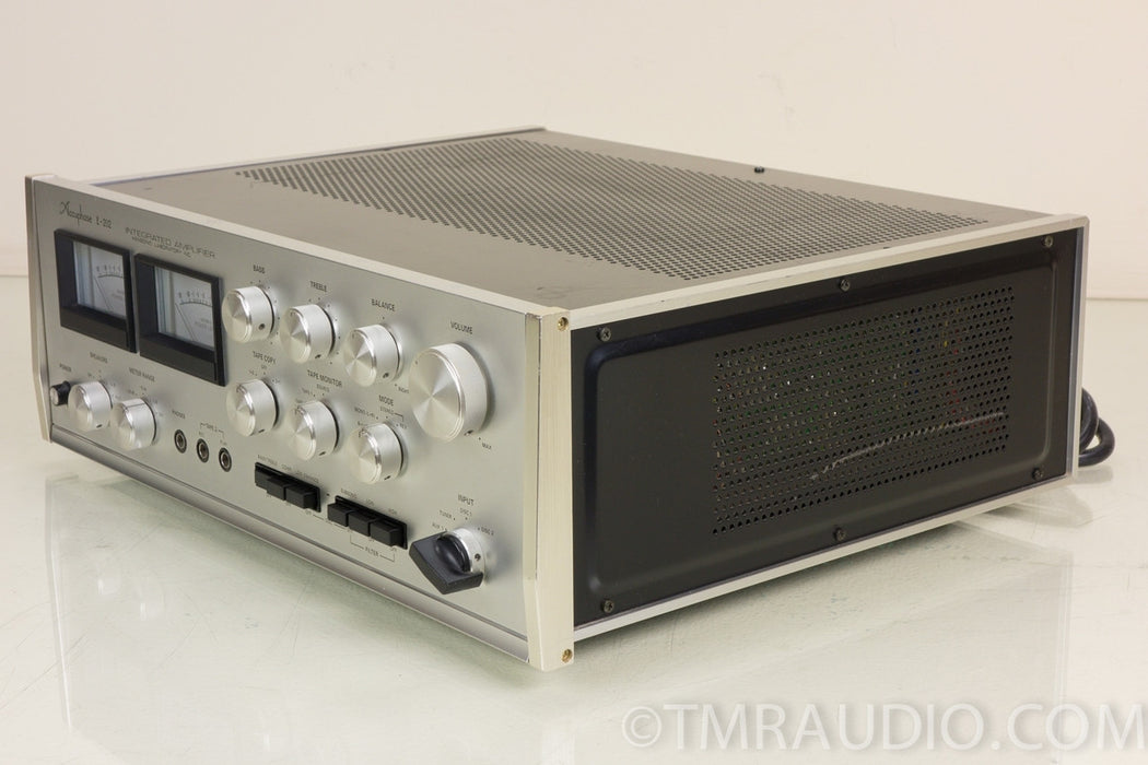 Accuphase E-202 Vintage Stereo Integrated Amplifier