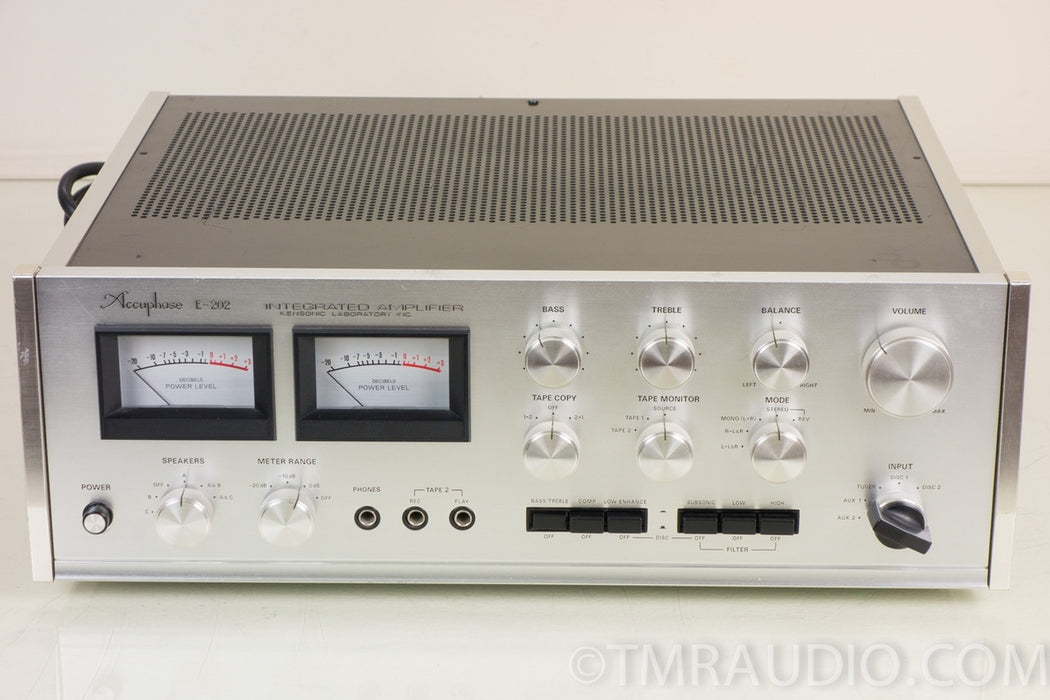 Accuphase E-202 Vintage Stereo Integrated Amplifier