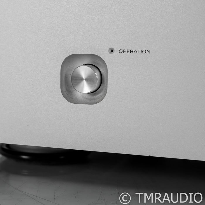 Luxman M800A Stereo / Mono Power Amplifier