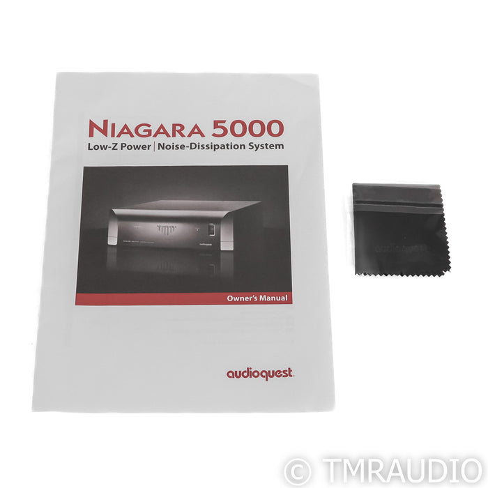 AudioQuest Niagara 5000 AC Power Line Conditioner; Silver