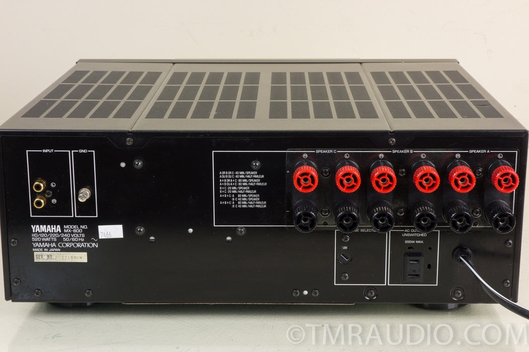 Yamaha MX-800 Stereo Power Amplifier 1