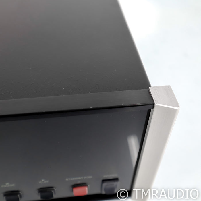 McIntosh MVP831 CD / DVD Player