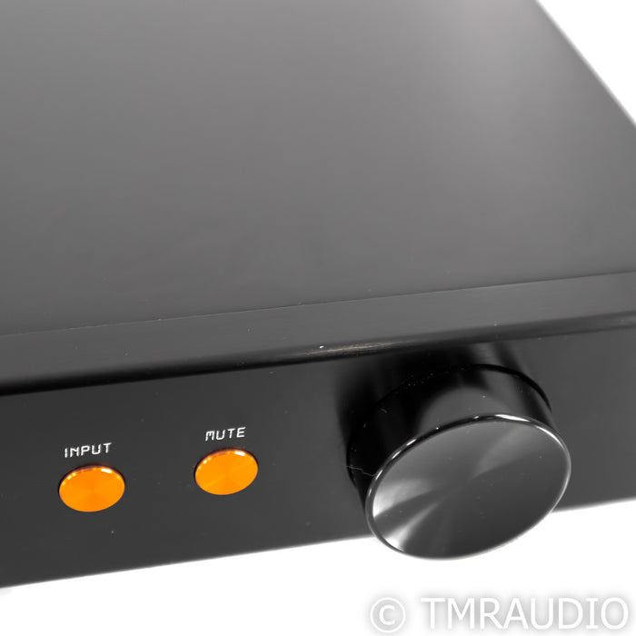 HoloAudio Serene Preamplifier