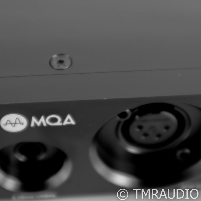 Questyle CMA Fifteen DAC / Headphone Amplifier; (Open Box)