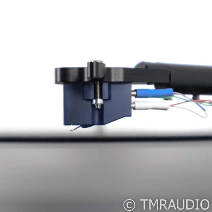 McIntosh MT5 Belt Drive Turntable; Blue Point No.2 MC Cartridge; MT-5